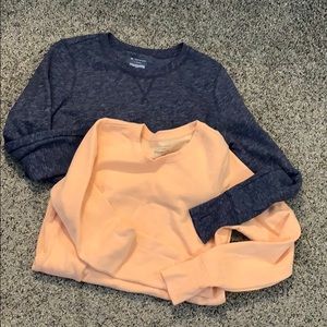 2 Tek Gear sweatshirts